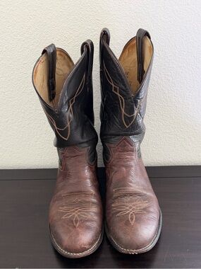 Vintage Tony Lama Brown with Black Shaft Western Cowboy Boots size 10D Men’s